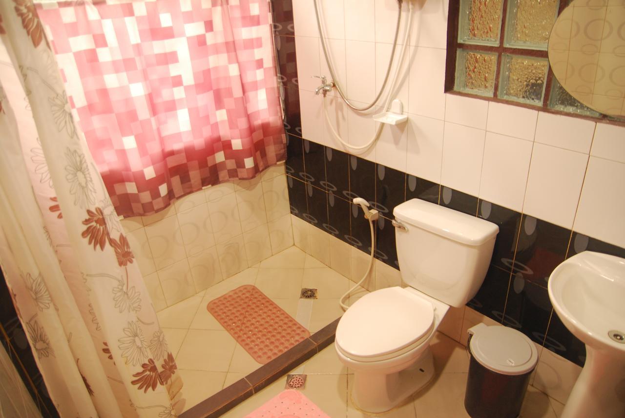 Centro Mactan Suites Lapu-Lapu City Exteriör bild